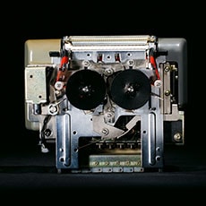 世上不存在的東西，我們就自己去創造。